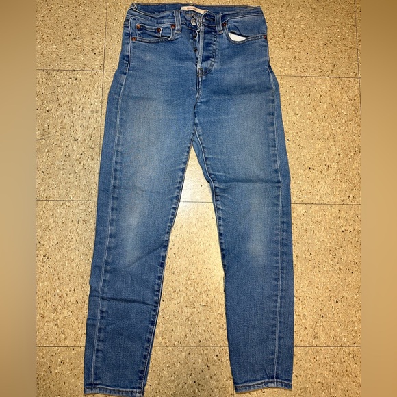 Levis Womens Blue Denim Wedgie Skinny Button Fly Jeans Light Big E Premium Sz 25 - Picture 1 of 8